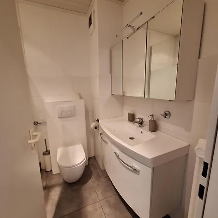 Διαμέρισμα Geraeumige In Ruhiger Lage In Mit Netflix Gütersloh