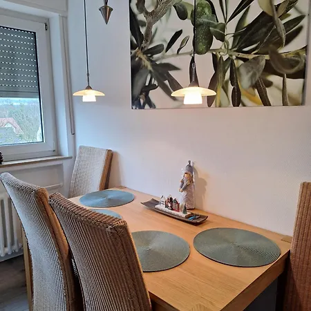 Geraeumige In Ruhiger Lage In Mit Netflix דירה *